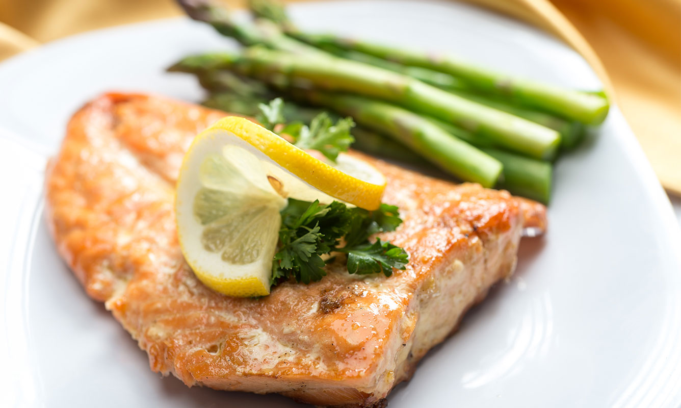 Grilled garlic salmon | University Health