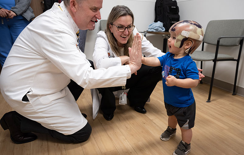 a doctor writes diagnosis of TIA